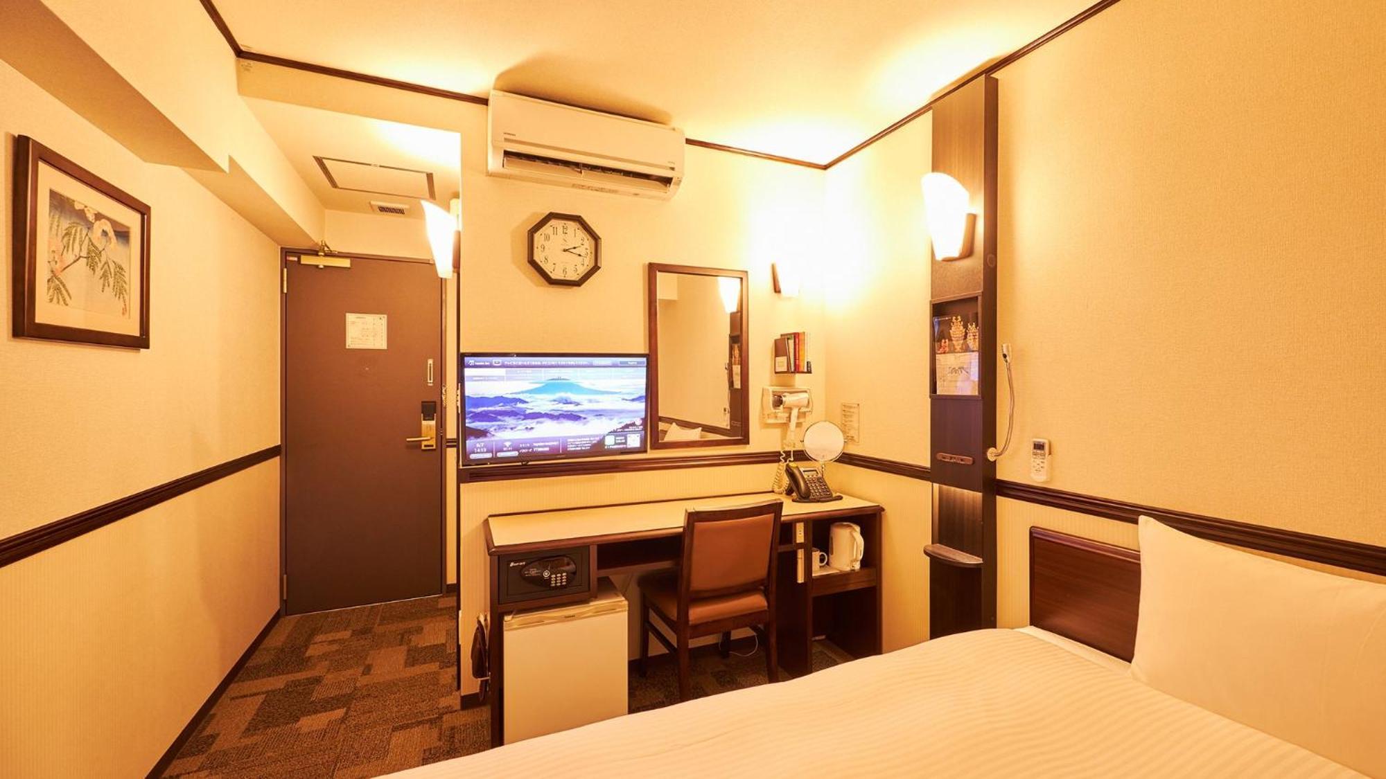 Toyoko Inn Osaka Tsuruhashi Ekimae Ruang foto