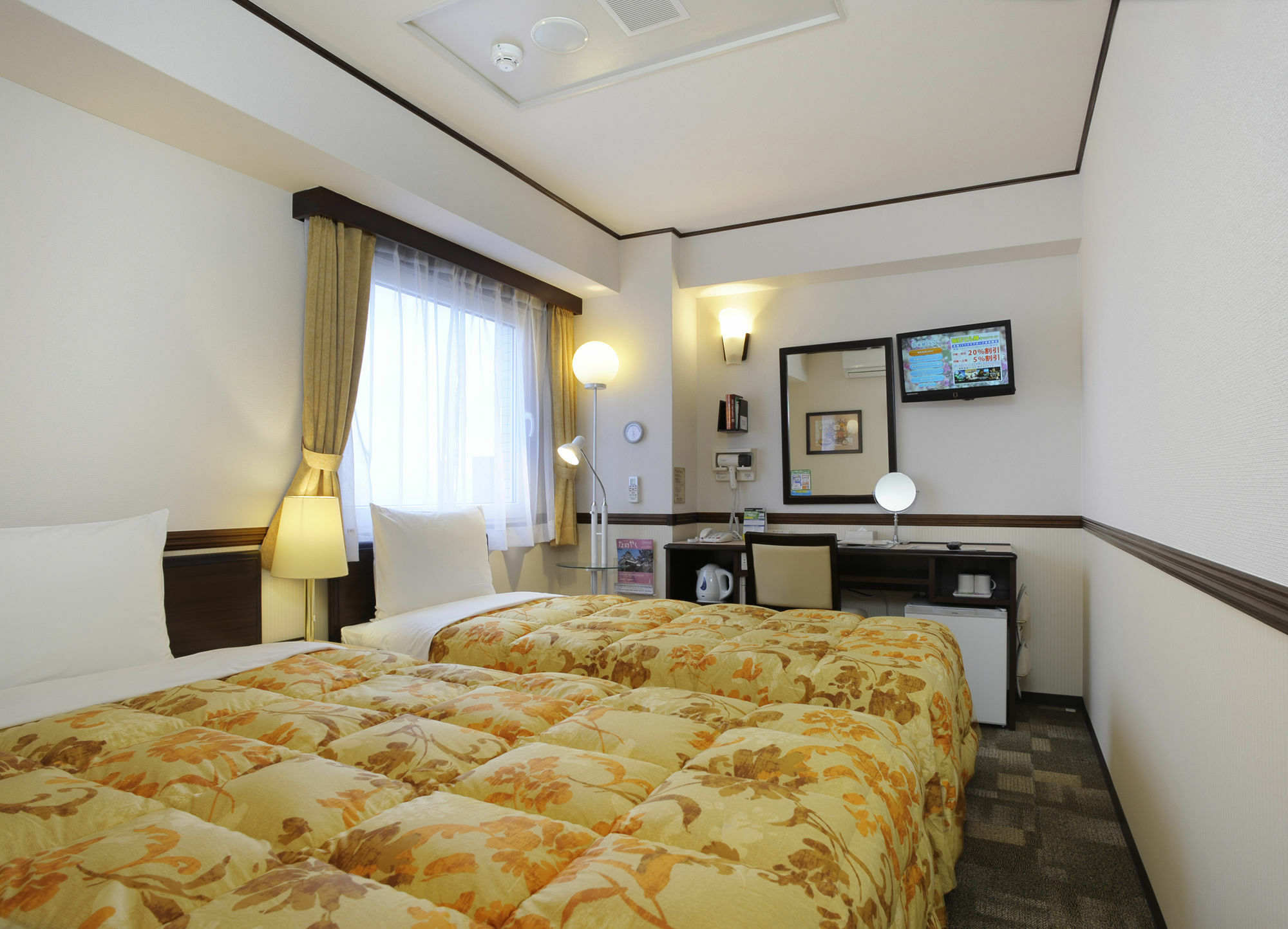 Toyoko Inn Osaka Tsuruhashi Ekimae Bagian luar foto